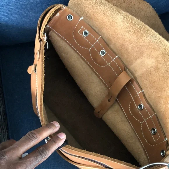 The Counterfit Mailbag Leather Messenger Bag with Adjustable Strap - Picture 6 of 6